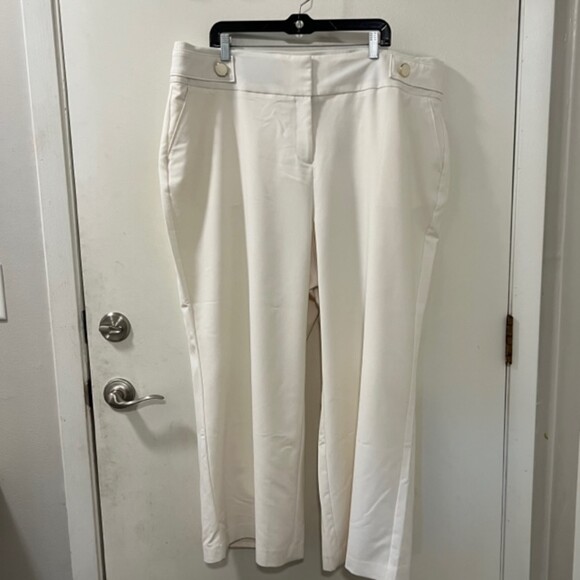 Lane Bryant Womens Ivory White Wide Leg Zip Closure Dress Pants Size 22s - Picture 3 of 9